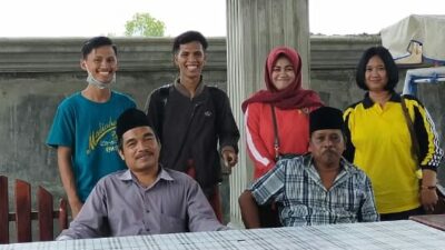 Ikhtiar Memutus Persebaran Virus Corona, Tim Gugus Pencegahan Covid-19 Desa Lembung Gunung Adakan Penyemprotan Desinfektan