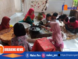 Merayakan Hari Batik Nasional, Pengrajin Batik Pamekasan Mencetak Generasi Muda