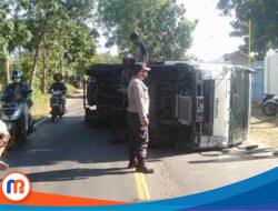 Kerugian Capai 20 Juta, Mobil Box Oleng di Saronggi Sumenep 
