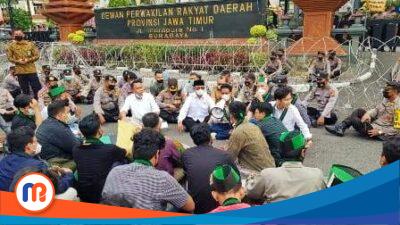 Di Hadapan Massa HMI, Anggota DPRD Jatim akan Sampaikan Tuntutan Mahasiswa ke Pemerintah