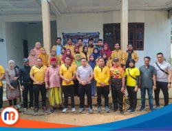 KKN Tematik STKIP PGRI Bangkalan Tebar Kebaikan dengan Bagi-bagi Sembako