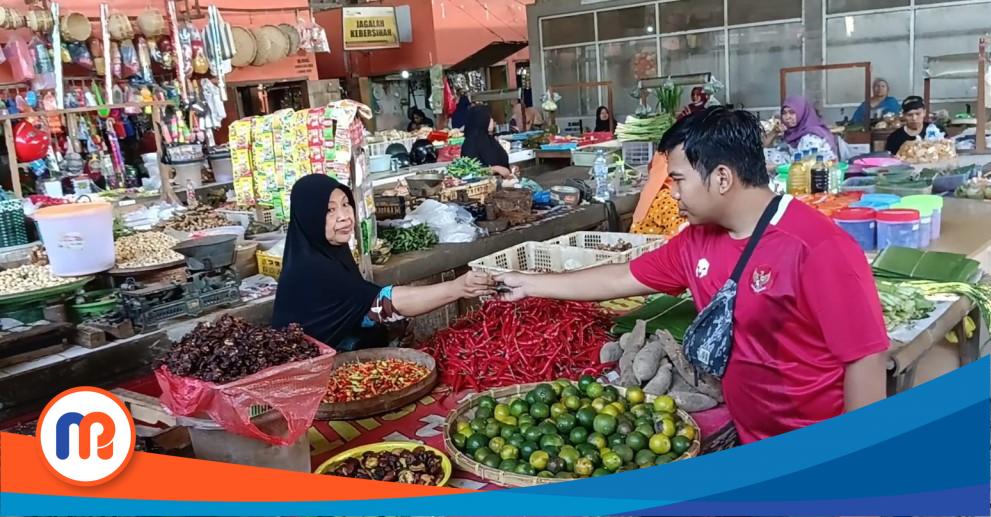 Jelang Ramadhan, sejumlah harga sembako mengalami kenaikan di Pasar Kabupaten Pasuruan