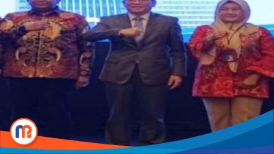 Keterangan foto: dari Kanan ke kiri: Direktur Jenderal Binwasnaker & K3, Haiyani Rumondang, Chaiman Kamar Dagang Cina di Indonesia, Zhang Chaoyang, dan Wakil Menteri Ketenagakerjaan, Afriansyah Noor.