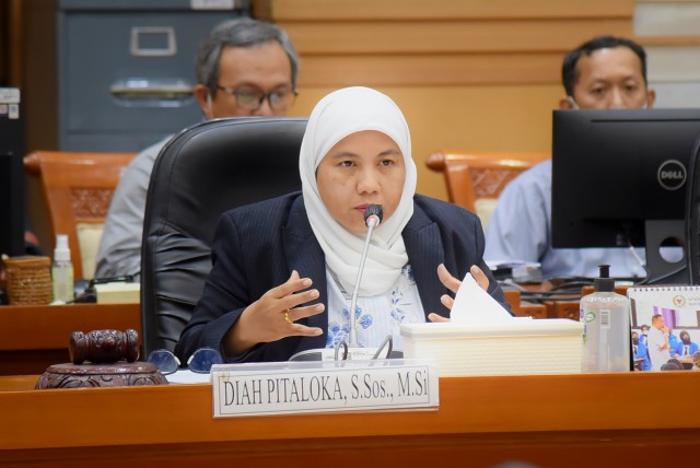 Wakil Ketua Komisi VIII DPR-RI Diah Pitaloka dari Fraksi PDI-Perjuangan. Foto: Runi/nr (Sumber: Parlementaria, 2023).