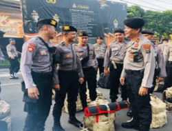 Personel Kapolres Malang Kota Perkuat Pengamanan Pilkades Tahap 2 Bangkalan