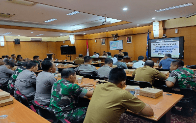 Rapat koordinasi (Rakor) Pemerintah Kabupaten Bangkalan dalam rangka persiapan akhir Pemilihan Kepala Desa (Pilkades) Tahap 2 Tahun 2023 (Sumber foto: Pemkab Bangkalan, 2023).