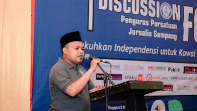 Faris Reza Malik, pemuda pro demokrasi di Sampang terpilih kembali menjadi Ketua Persatuan Jurnalis Sampang (PJS) Periode 2023-2025 (Dok. Madurapers, 2023).