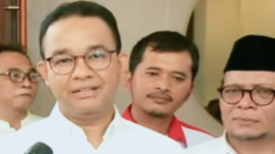 Tangkapan layar Anies Rasyid Baswedan, Capres Nomor Urut 1 (Satu) Pilpres 2024, saat diwawacarai awak media disela-sela kegiatan kampanyenya, pada Kamis (11/1/2024) di Kota Samarinda, Kalimatan Timur.