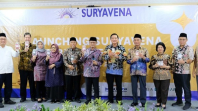 Kegiatan peluncuran produk cairan infus Suryavena hasil kerjasama antara PP Muhammadiyah dan PT SAI