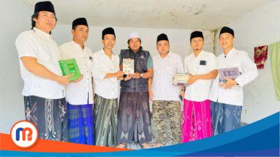 Meriahkan Ramadan, PJS Wakafkan Al-Qur’an di Dua Kecamatan