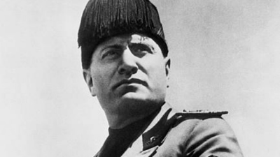 Benito Mussolini adalah seorang pemimpin otoriter, penganut paham fasisme, dari Italia pada masa Perang Dunia II