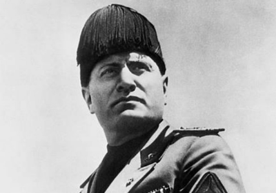 Benito Mussolini adalah seorang pemimpin otoriter, penganut paham fasisme, dari Italia pada masa Perang Dunia II