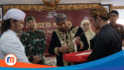 Bupati Fauzi Libatkan Generasi Muda dalam Kirab Pusaka Keraton Sumenep 