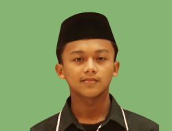 Buku Original Di Ujung Tanduk