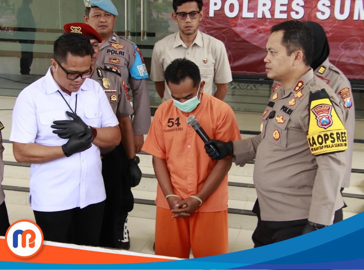 Tampak pelaku penganiaya istrinya, AH (46) dalam konferensi pers Polres Sumenep, Selasa (31/12/2024)