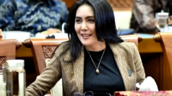 Rieke Diah Pitaloka, anggota DPR RI dari Fraksi PDI Perjuangan yang dijadwalkan dipanggil dalam sidang MKD DPR RI, terkait pernyataannya yang meminta penundaan atau pembatalan kenaikan tarif PPN 12%