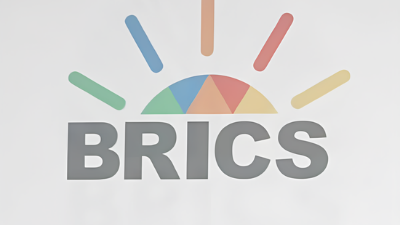 Logo BRICS, akronim dari nama negara: Brazil, Russia, India, China, dan South Africa, adalah organisasi antar pemerintah yang memiliki tujuan politik dan ekonomi di dunia internasional. Organisasi ini didirikan pada 16 Juni 2009, di Yakaterinburg, Rusia