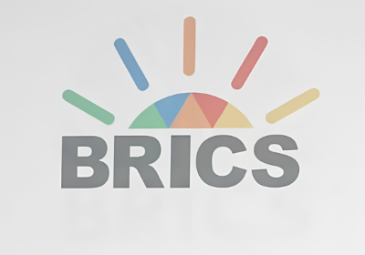 Logo BRICS, akronim dari nama negara: Brazil, Russia, India, China, dan South Africa, adalah organisasi antar pemerintah yang memiliki tujuan politik dan ekonomi di dunia internasional. Organisasi ini didirikan pada 16 Juni 2009, di Yakaterinburg, Rusia