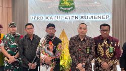 Bupati Kabupaten Sumenep, Madura, Jawa Timur, Achmad Fauzi Wongsojudo dalam acara peresmian gedung baru DPRD Sumenep