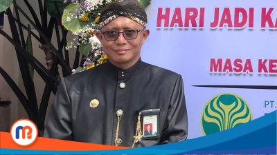 Direktur Utama BPRS Bhakti Sumekar, Hairil Fajar, saat diwawancarai jurnalis media ini beberapa waktu lalu.