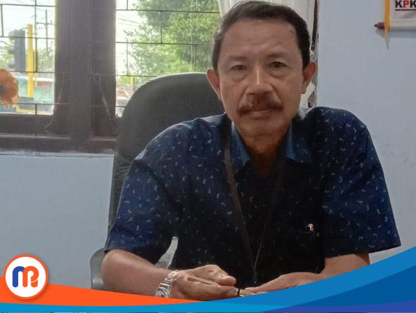 Direktur Utama (Dirut) Perusahaan Umum Daerah (Perumda) Bank Perkreditan Rakyat (BPR) Kabupaten Bangkalan, M. Ach. Slamet Utomo, di ruang kerjanya