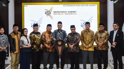 Komisi VIII Dewan Perwakilan Rakyat Republik Indonesia (DPR RI) di Istana Kepresidenan, Jakarta, usai bertemu dengan Presiden Prabowo Subianto, pada Selasa (07/01/2025)