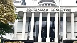 Mahkamah Konstitusi (MK) yang menyidangkan sengketa Pilkada Serentak tahun 2024, termasuk Pilgub Jatim tahun 2024