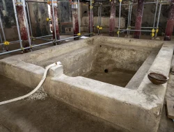 Pemandian Air Panas Megah di Pompeii: Warisan Kemewahan dari 2.000 Tahun Lalu