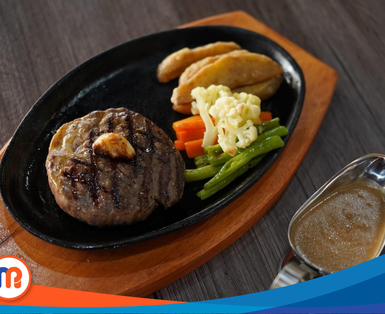 Peluncuran menu steak terbaru Arinna Cafe and Resto pada Senin (10/02/ 2025)