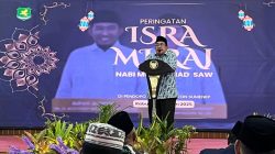 Wakil Bupati Sumenep, K.H. Imam Hasyim, saat memberikan sambutannya pada peringatan Isra' Mi'raj, Rabu (26/02/2025)