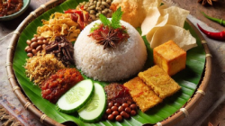 Nasi uduk adalah salah satu kuliner tradisional yang sangat populer dan digemari oleh pelbagai kalangan di Indonesia