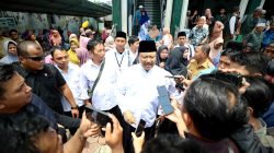 Menteri Sosial, Saifullah Yusuf saat memberikan keterangan kepada wartawan terkait percepatan pembangunan Sekolah Rakyat di Solo