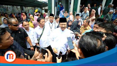 Menteri Sosial, Saifullah Yusuf saat memberikan keterangan kepada wartawan terkait percepatan pembangunan Sekolah Rakyat di Solo