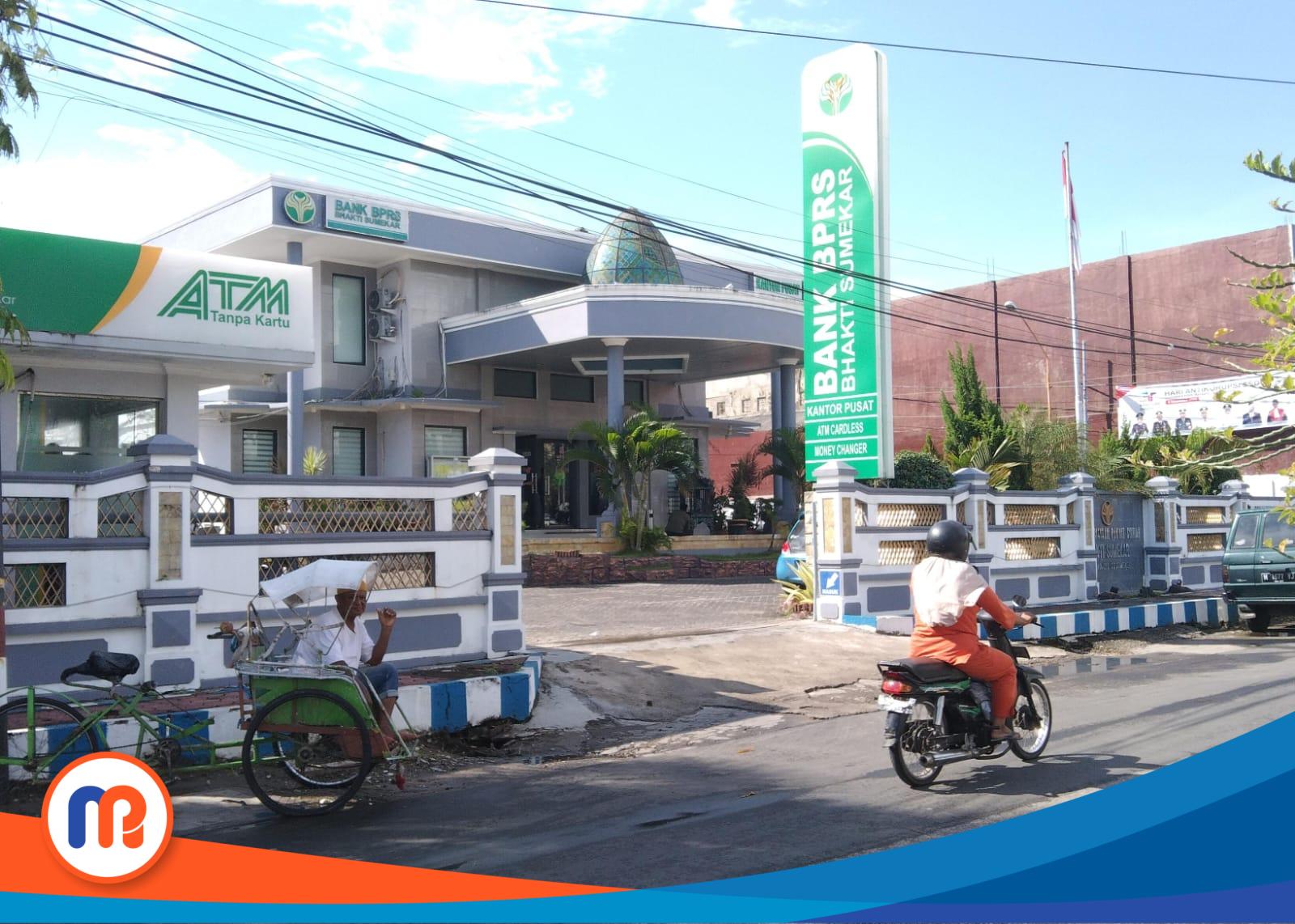 Tampak depan Kantor Pusat BPRS Bhakti Sumekar yang beralamat di Jalan Trunojoyo No. 137, Sumenep