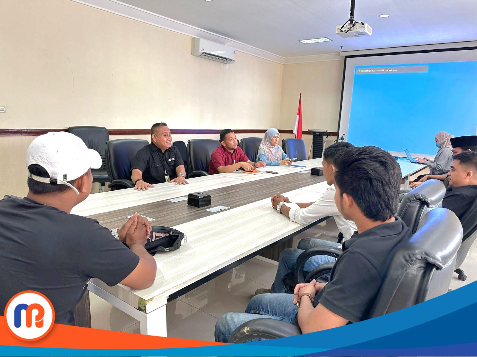 Audiensi Lembaga Swadaya Masyarakat  (LSM) Pejuang  Reformasi Indonesia  (PRI) ke BPJS Ketenagakerjaan Kabupaten Bangkalan mempertanyakan potongan gaji THL di Kabupaten Bangkalan