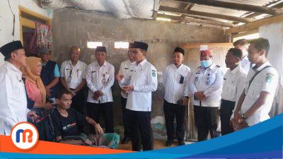 Kunjungi Warga Stroke Hidup Sebatang Kara, Bupati Pamekasan Pastikan Dapat Bantuan Layak