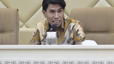 Wakil Ketua Komisi II DPR RI, Bahtra Banong, dalam Raker dan RDP Komisi II DPR RI dengan Wamendagri, KPU RI, Bawaslu RI, dan DKPP RI terkait evaluasi pelaksanaan PSU, di ruang rapat Komisi II DPR RI, Senayan, Jakarta, Senin (05/05/2025)