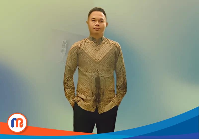 Wahyudi, pria asal Sampang ini merupakan salah satu dosen di Universitas Bahaudin Mudhary Madura (UNIBA Madura)