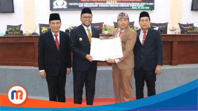 DPRD Sampang Sahkan Perda Kawasan Tanpa Rokok dan Pertanggungjawaban APBD 2024