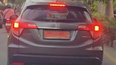 Terindikasi Tabrak Regulasi, Mobil Dinas Pemkab Bangkalan Beroperasi di Hari Minggu