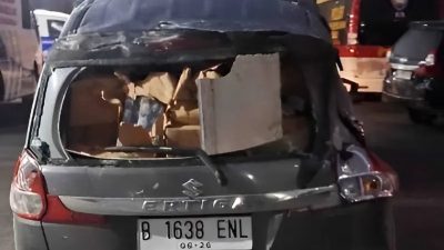 Mobil Ertiga yang mengalami kecelakaan di Jalan Raya Burneh, Kabupaten Bangkalan, Madura