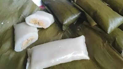 Makanan tradisional nagasari, asal Yogyakarta, yang rasanya otentik, sehingga tetap bertahan di tengah serbuan makanan modern.