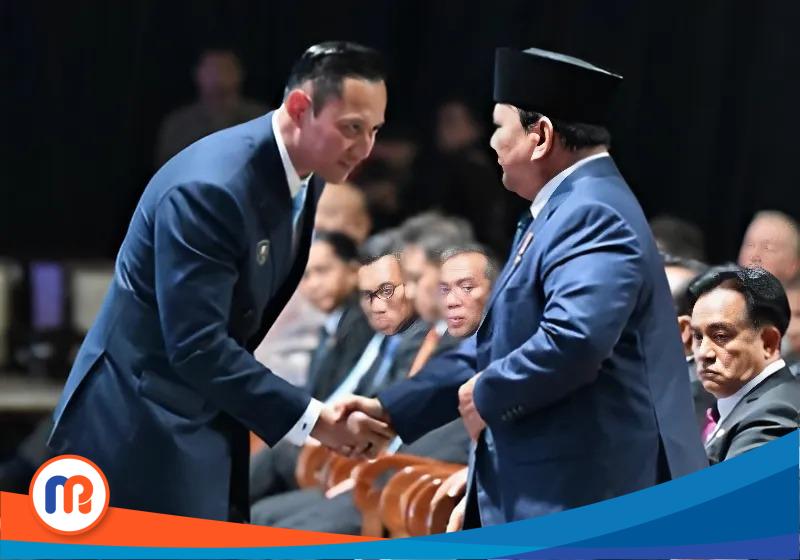 Presiden Prabowo Subianto dan Menko Agus Harimurti Yudhoyono (AHY) dalam Konferensi Internasional Infrastruktur 2025 di Jakarta Convention Center (JCC), Jakarta, pada Kamis (12/06/2025)