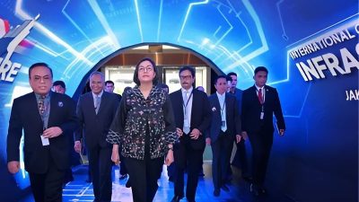 Sri Mulyani Indrawati, Menteri Keuangan (Menkeu), saat menghadiri kegiatan International Conference on Infrastructure (ICI) 2025 yang digelar di Jakarta, Kamis (12/06/2025)