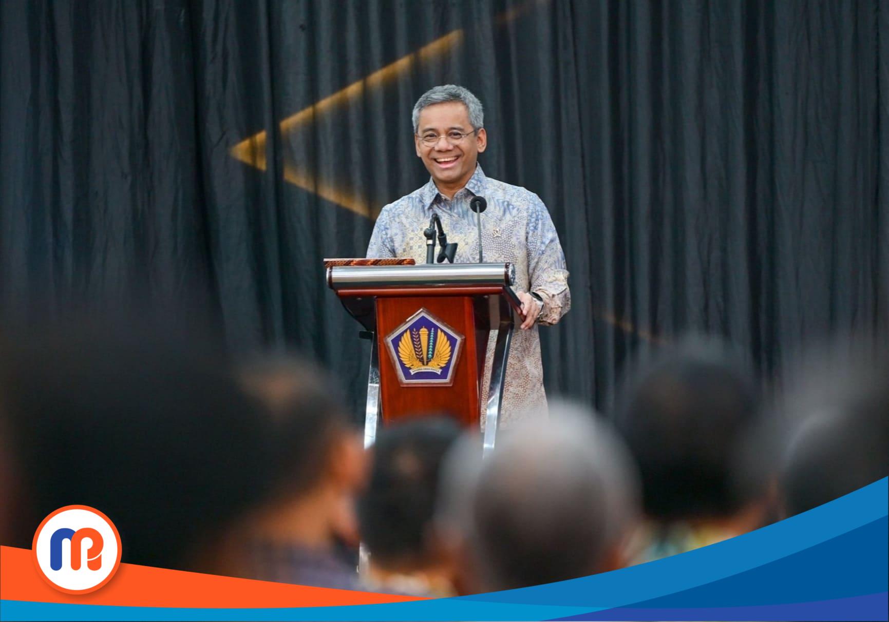 Suahasil Nazara, Wakil Menteri Keuangan Republik Indonesia (Wamenkeu RI), berbicara dalam acara “Leader’s Corner: Leading to Transform,” bagian dari rangkaian Kemenkeu Learning Festival (KLF) 2025, di Jakarta pada Kamis (26/06/2025). Dalam acara ini ia menyoroti pentingnya fleksibilitas dan kolaborasi dalam pengelolaan kebijakan fiskal nasional.