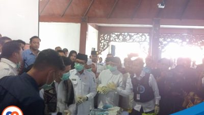 Konfrensi pers Pemusnahan Sabu dan Ganja oleh BNNP Jawa Timur di Pendopo Ronggosukowati bersama Kepala BNN RI, Wakil Gubernur Jawa Timur, Bupati dan Wakil Bupati Pamekasan