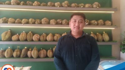 Agung Pemilik Usaha Durian PJ