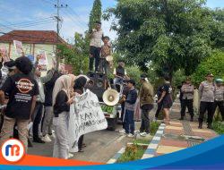 Survei Migas di Kangean Sumenep Tuai Penolakan