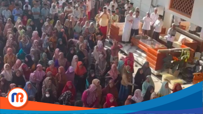 Ribuan Warga Padati Kediaman Kades Ketapang Daya, Bun Wid Gelar Maulid Nabi dan Bagikan Sembako