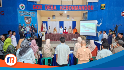 Pembukaam kegiatan Bimtek di Aula Desa Kebonmanggu